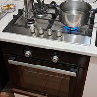 piano cottura  in'acciaio a 4 fuochi da 60 cm