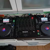 Console DJ Gemini MDJ 900 e Mixer Numark M6 USB