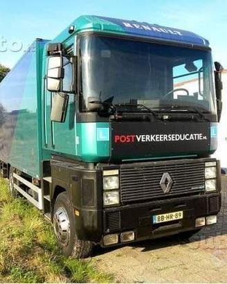 Parabrezza Renault AE350/500 Magnum