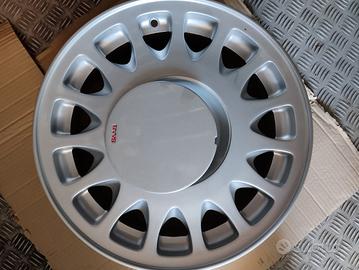 4 Cerchi da 15 Saab a 4 fori marca Ronal