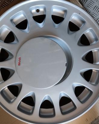 4 Cerchi da 15 Saab a 4 fori marca Ronal