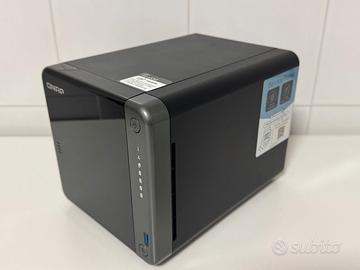 NAS QNAP TS-453D + 2 dischi Western Digital 4 TB