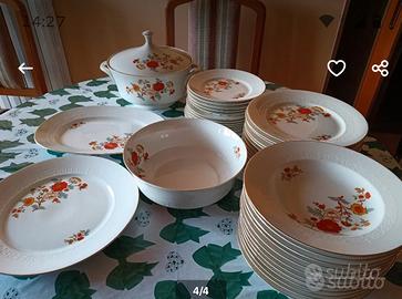 servizio completo piatti in porcellana 