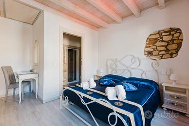 Camere loc. tur. verona nicole doney