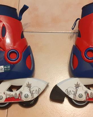 coppia di pattini a rotelle