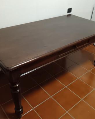 Tavolo restaurato