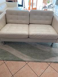 Divano bianco in pelle IKEA € 60