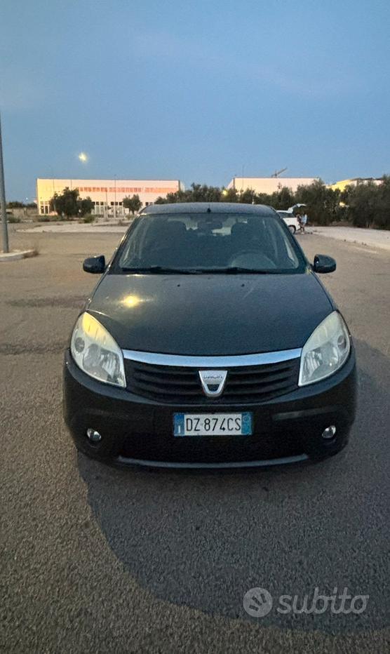 DACIA Sandero 1ª serie