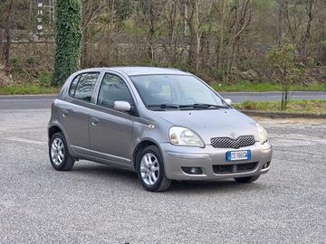 Toyota Yaris 1.0i 16V cat 5 porte Sol 2004-E4 Manu
