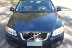 Volvo W70