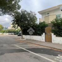 VILLA A SCHIERA D'ANGOLO A CORIGLIANO-ROSSANO