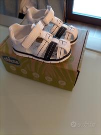 scarpe chicco n. 22