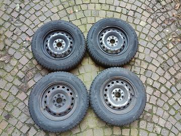 Treno Gomme Invernali Barum Polaris 5 155/80 R13