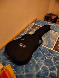 chitarra acustica 