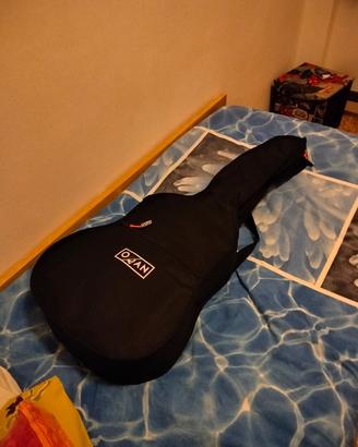 chitarra acustica 