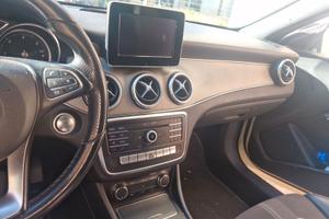 Mercedes CLA