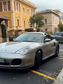 Porsche 996 turbo