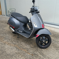 Vespa 300 Super sport