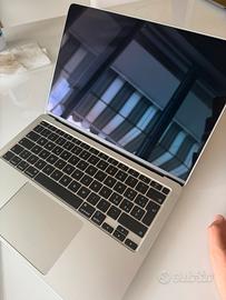 Macbook Air 13” 2020 - 8GB RAM - 256GB SSD - silve