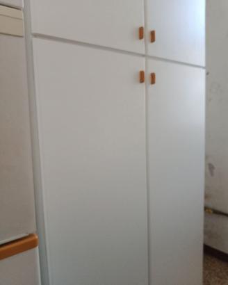 ARMADIO SCAFFALATO