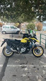 SUZUKI V-STROM 650 XT – Pronta per l'avventura