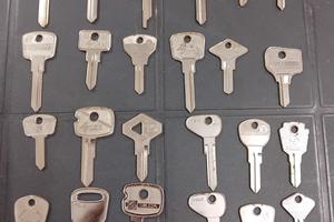 Chiavi grezze auto d'epoca 