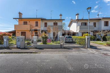 Villa a schiera Portogruaro [33VRG]