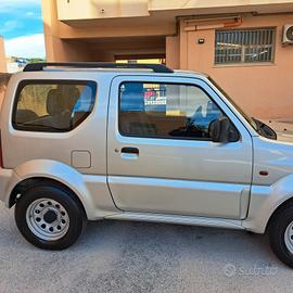 Suzuki Jimny 2003