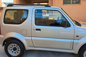 Suzuki Jimny 2003