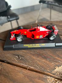 Modellino Ferrari F1 2000 Schumacher