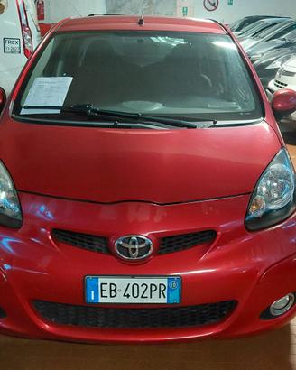 Toyota Aygo 1.0 12V VVT-i 5 porte Now Red Edition