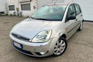 Ford Fiesta 1.2benz 2004 104.000km per neopatentat