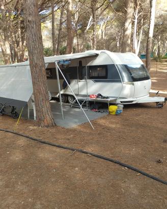 roulotte HOBBY PRESTIGE