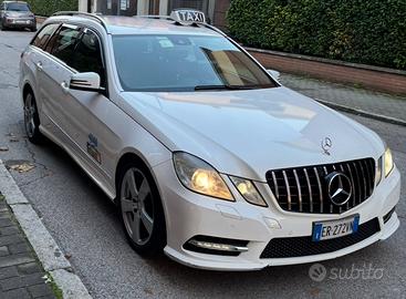 Mercedes-Benz E300 Bluetec Hybrid Avantgard Sport