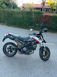Ducati Hypermotard 796