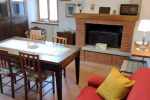 Rustico / Casale di 96 m² con 3 locali a Chiusi de
