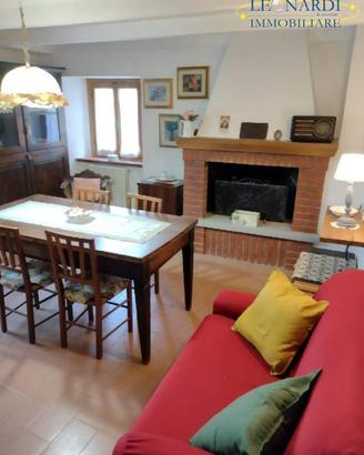 Rustico / Casale di 96 m² con 3 locali a Chiusi de