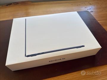 MacBook AIR 13 M5 512GB 16GB RAM Nero NUOVO 2026