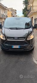 Ford  tournée custom 