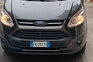 Ford  tournée custom 