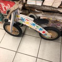 Bicicletta in legno pieghevole vinta