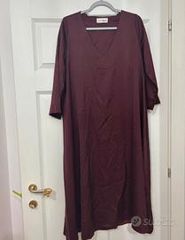 Abito lungo alla caviglia bordeaux