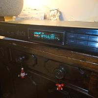 tuner Onkyo T-401