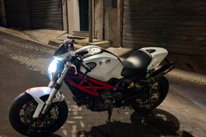 Ducati monster