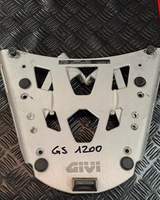 bmw gs 1200 piastra givi per top case