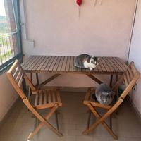 Tavolo con sede da esterno