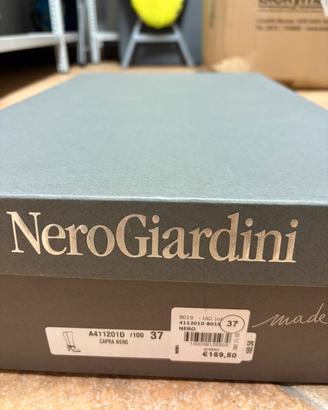 stivali alti donna in camoscio rosso NeroGiardini 