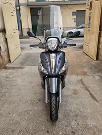 Piaggio Medley 125
