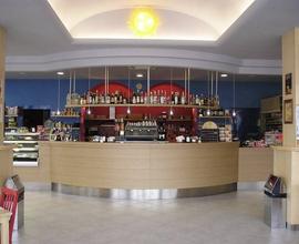 ATTIVITA' DI BAR, RICEVITORIA SISAL E TABACCHI A S