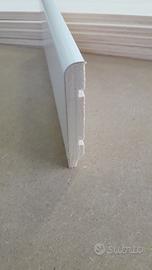 Battiscopa e profilo Bianco